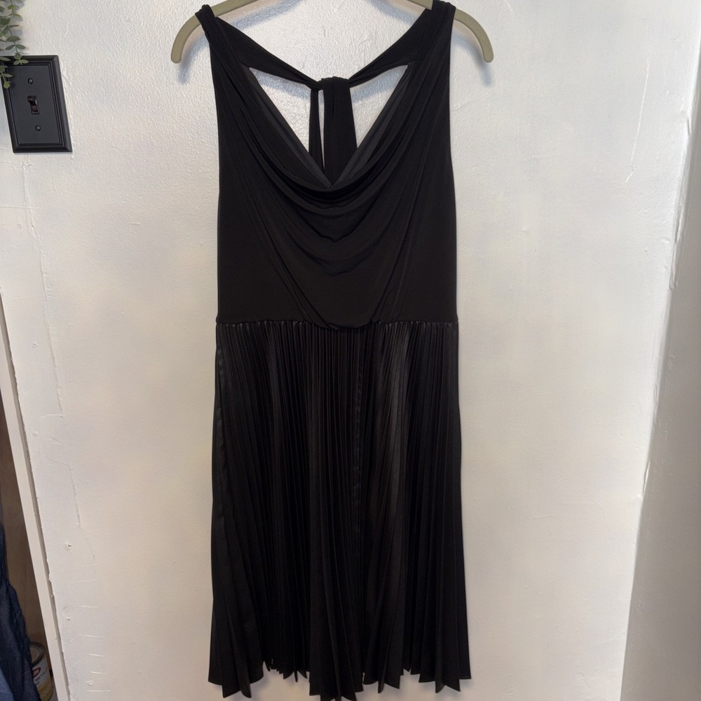 Halston Heritage Women's A-line Pleated Chintz Dress Black Size 8